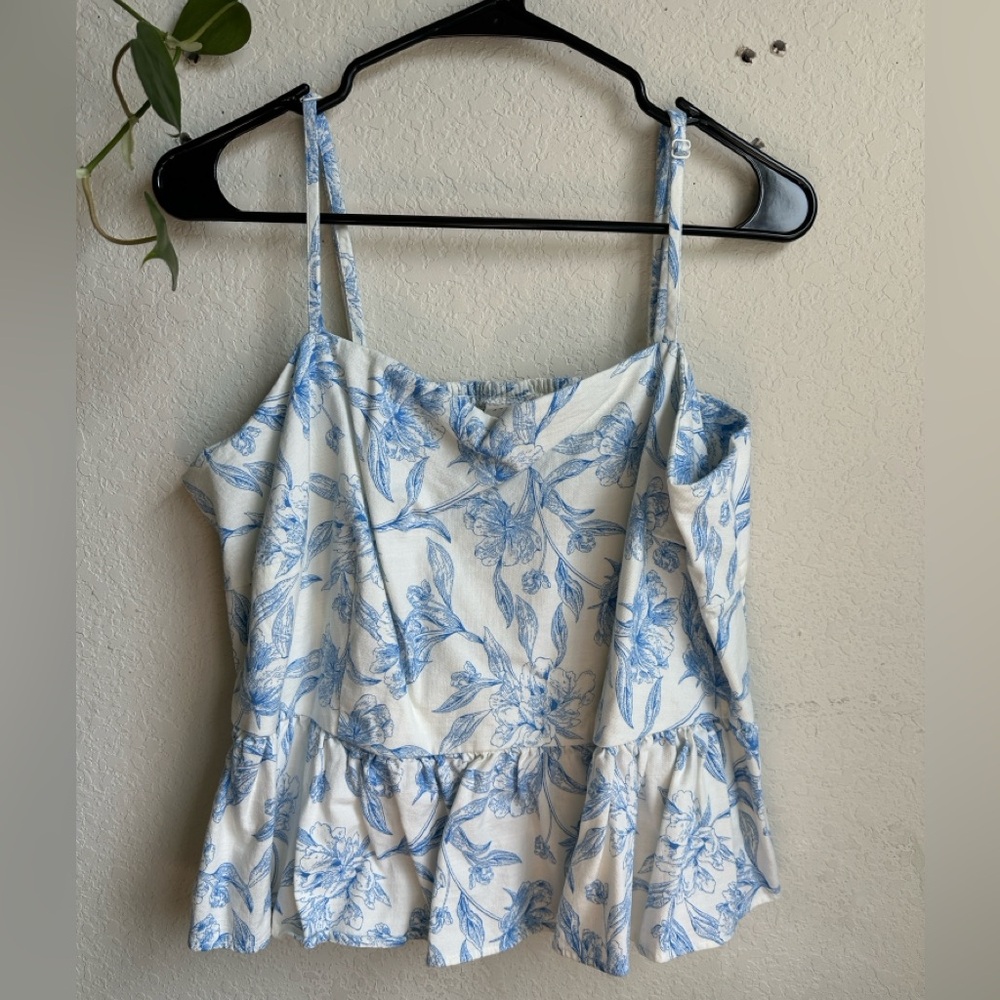 Ruffled top